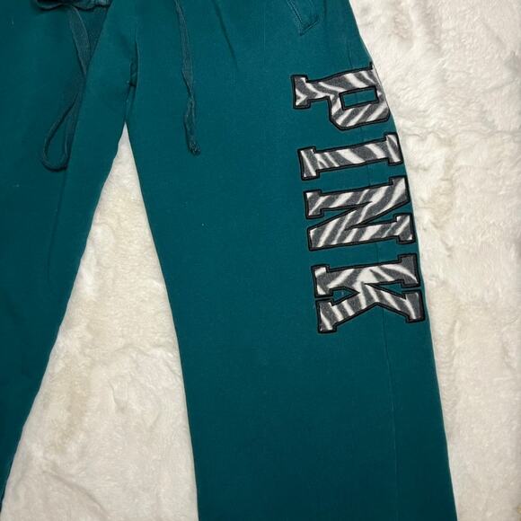 PINK Victoria's Secret Zebra Teal Sweatpants - Picture 1 of 8